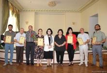 В Баку  состоялась церемония награждения победителей конкурса газелей-романсов (ФОТО)