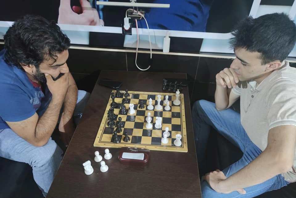 В Баку открылся Дом фианкетто с Шерлоком Холмсом и доктором Ватсоном  (ФОТО)