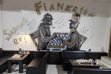 В Баку открылся Дом фианкетто с Шерлоком Холмсом и доктором Ватсоном  (ФОТО)