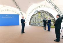 Президент Ильхам Алиев заложил фундамент Алятской свободной экономической зоны, дал интервью Азербайджанскому телевидению  (ФОТО/ВИДЕО)