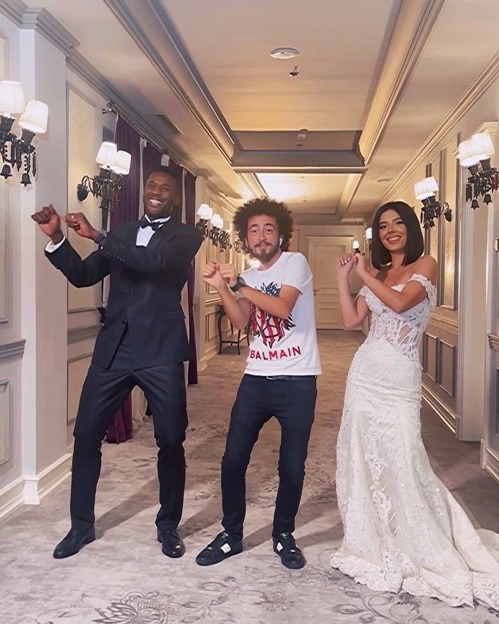 История любви футболиста сборной Камеруна и азербайджанки (ВИДЕО, ФОТО)