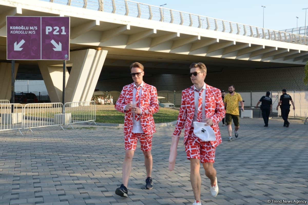 ЕВРО-2020: Болельщики уже на Бакинском Олимпийском стадионе (ФОТО/ВИДЕО)