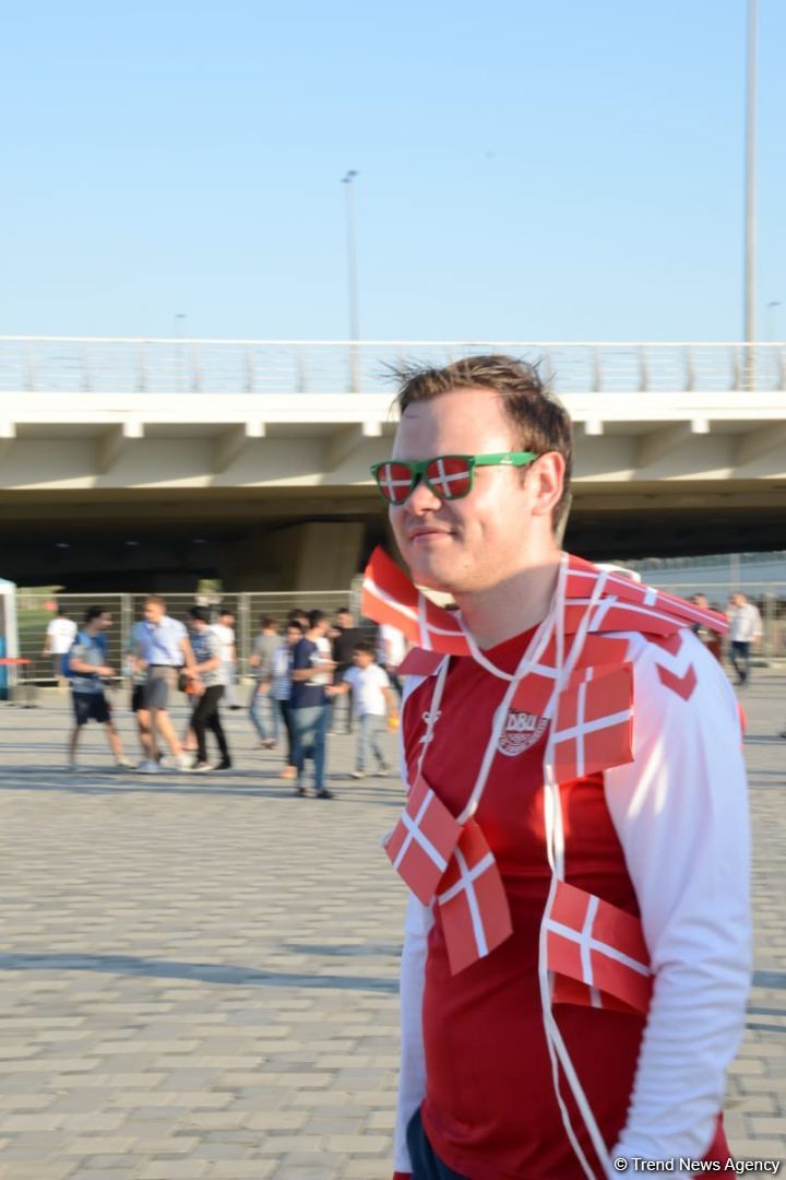 ЕВРО-2020: Болельщики уже на Бакинском Олимпийском стадионе (ФОТО/ВИДЕО)