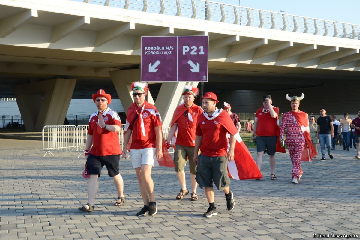 ЕВРО-2020: Болельщики уже на Бакинском Олимпийском стадионе (ФОТО/ВИДЕО)