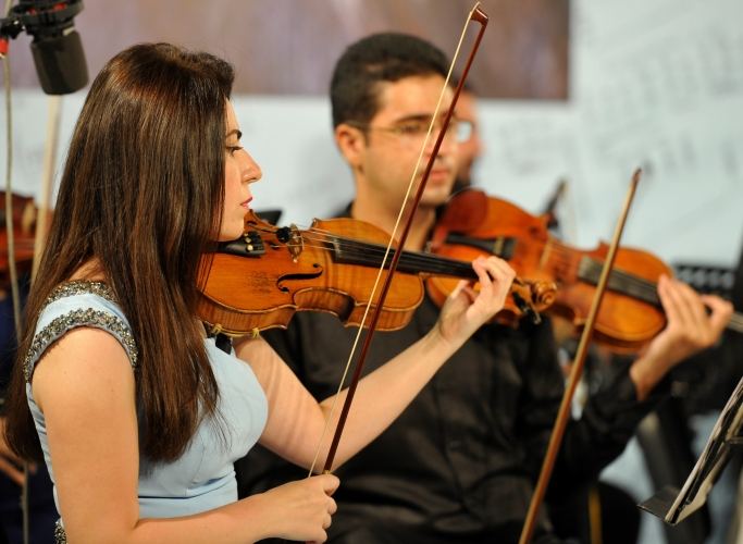 С Земли гуннов в Страну огней - праздничный вечер в Баку (ФОТО)