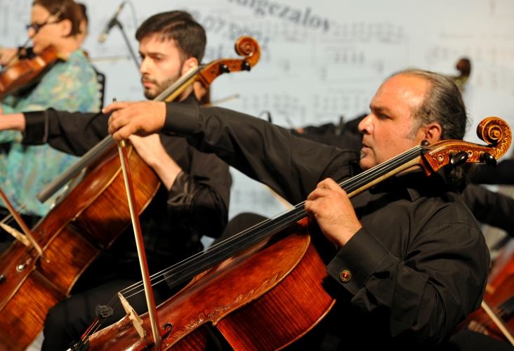 С Земли гуннов в Страну огней - праздничный вечер в Баку (ФОТО)