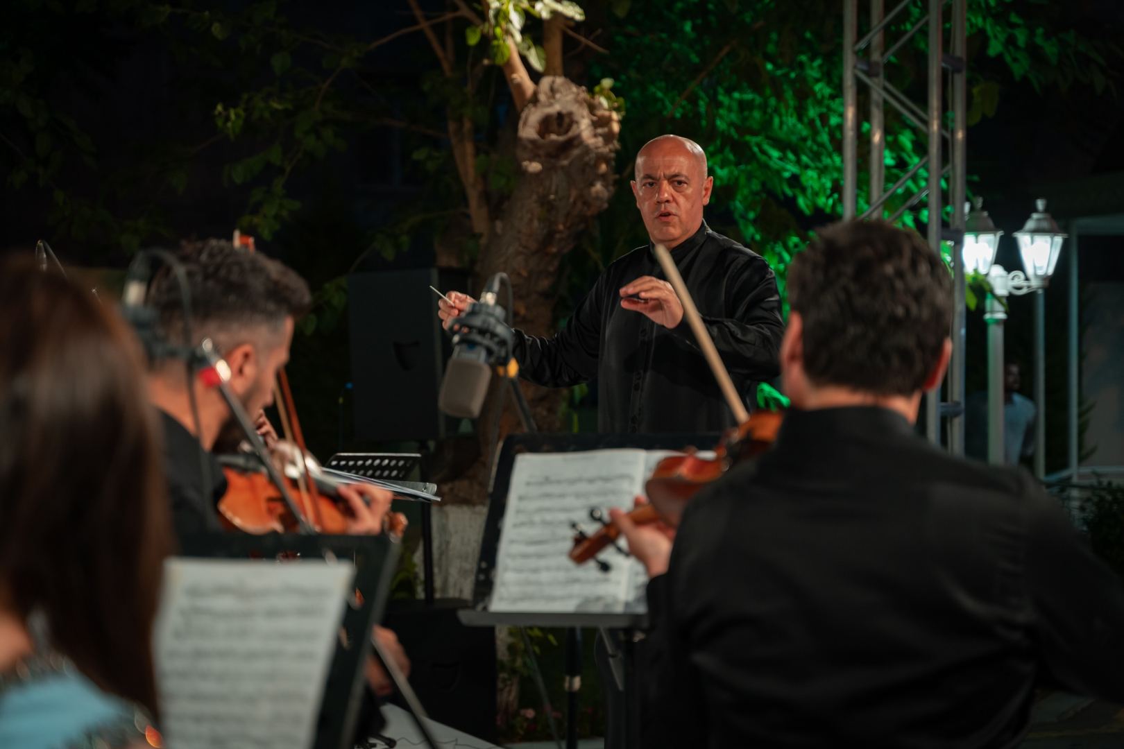 С Земли гуннов в Страну огней - праздничный вечер в Баку (ФОТО)