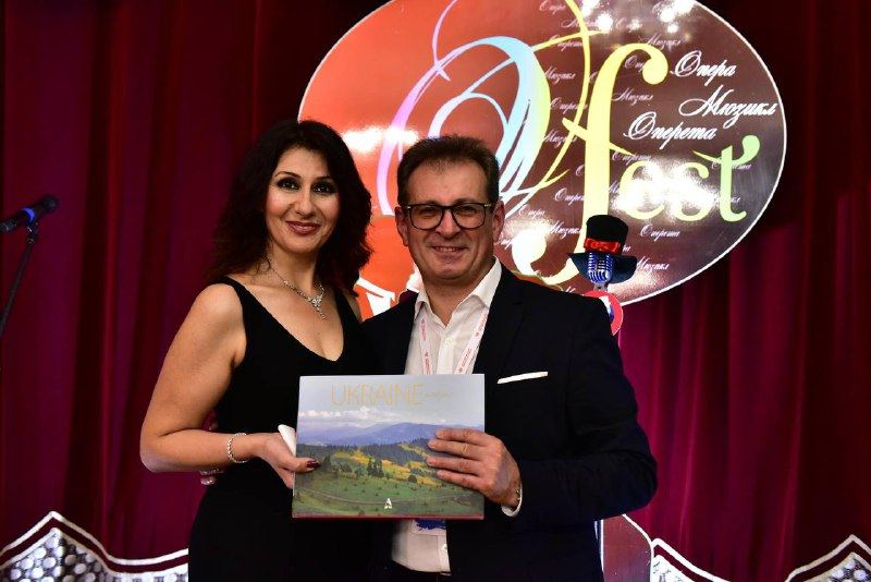 Наргиз Керимовой в Украине подарили весь мир – композиция Андреа Бочелли (ВИДЕО,ФОТО)