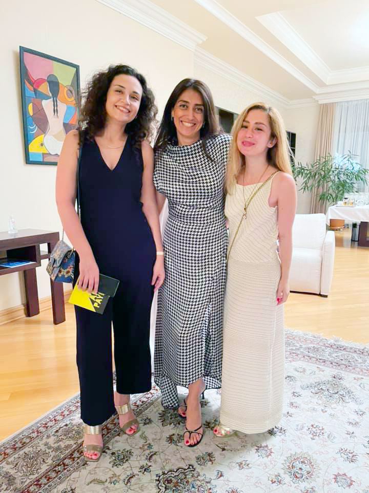 В резиденции посла Евросоюза выставлены работы азербайджанского художника (ФОТО)