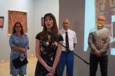 Потрясающий мир азербайджанских ковров в России, или Бакинское детство министра культуры Татарстана  (ФОТО)