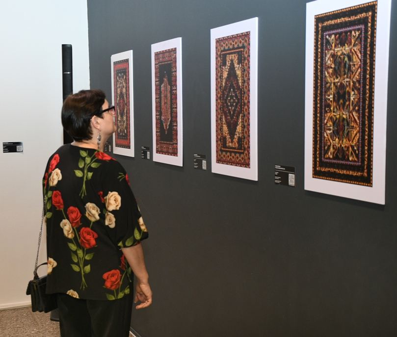 В Баку приданое шведской художницы превратилось в произведение искусства (ФОТО)