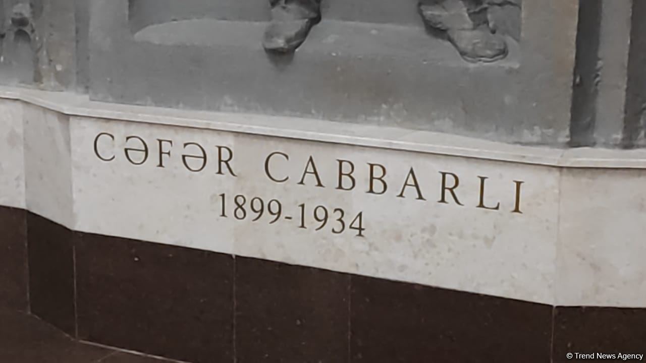 Сдан в эксплуатацию второй путь между 2 станциями метро Баку (ФОТО