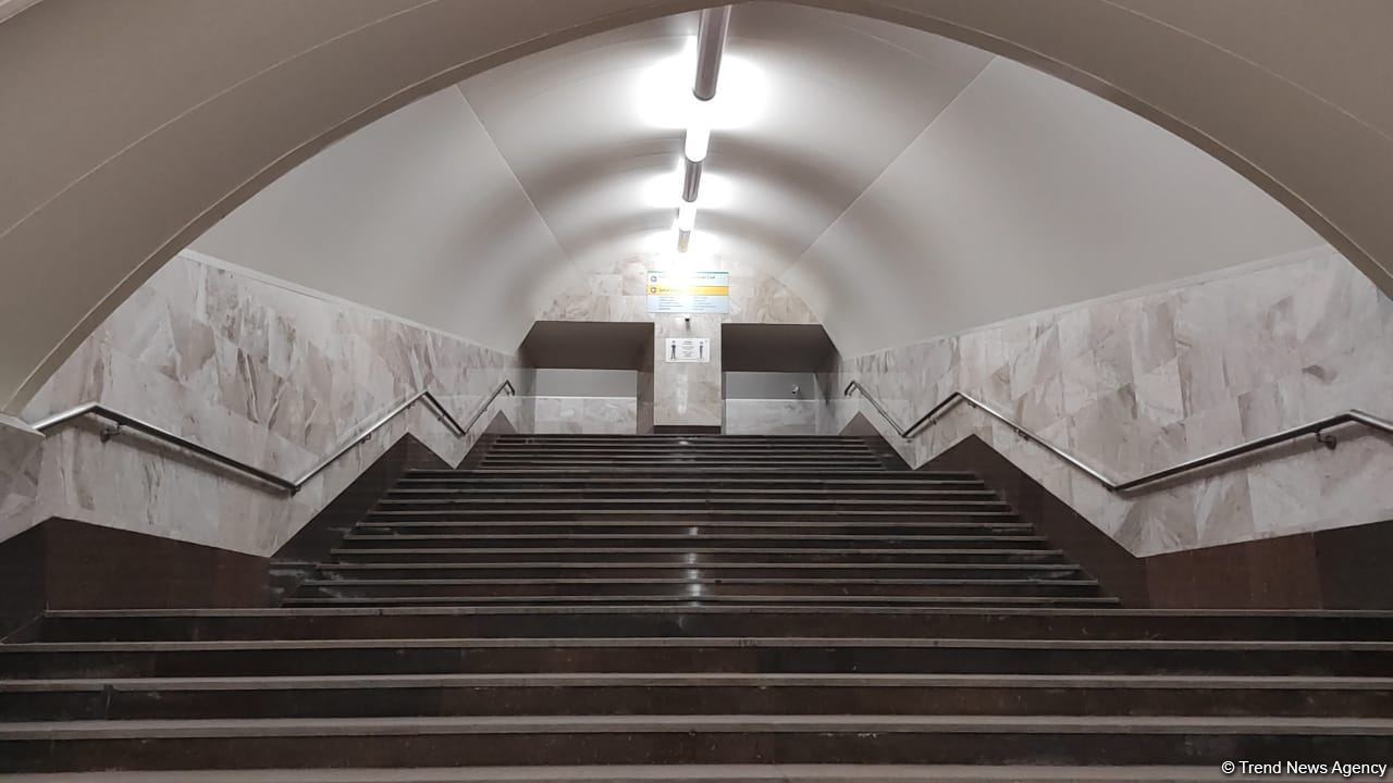 Сдан в эксплуатацию второй путь между 2 станциями метро Баку (ФОТО