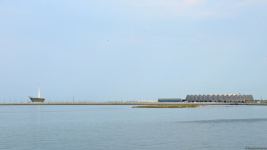 Бакинский бульвар - излюбленное место отдыха туристов и жителей столицы - ФОТОРЕПОРТАЖ