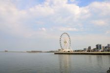 Бакинский бульвар - излюбленное место отдыха туристов и жителей столицы - ФОТОРЕПОРТАЖ