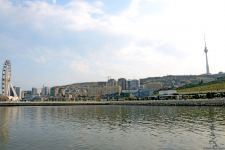 Бакинский бульвар - излюбленное место отдыха туристов и жителей столицы - ФОТОРЕПОРТАЖ