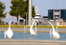 Бакинский бульвар - излюбленное место отдыха туристов и жителей столицы - ФОТОРЕПОРТАЖ