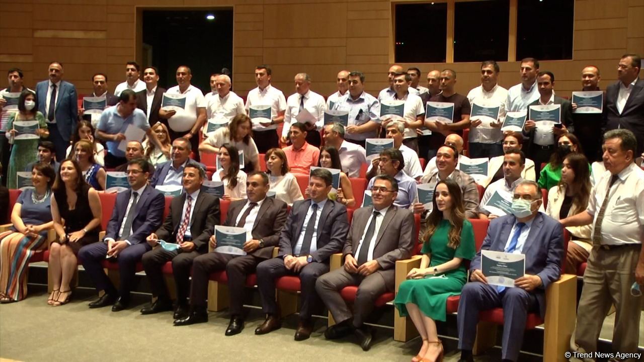 В Азербайджане завершился цикл семинаров на тему «На пути к реформам в медиа» (ФОТО/ВИДЕО)