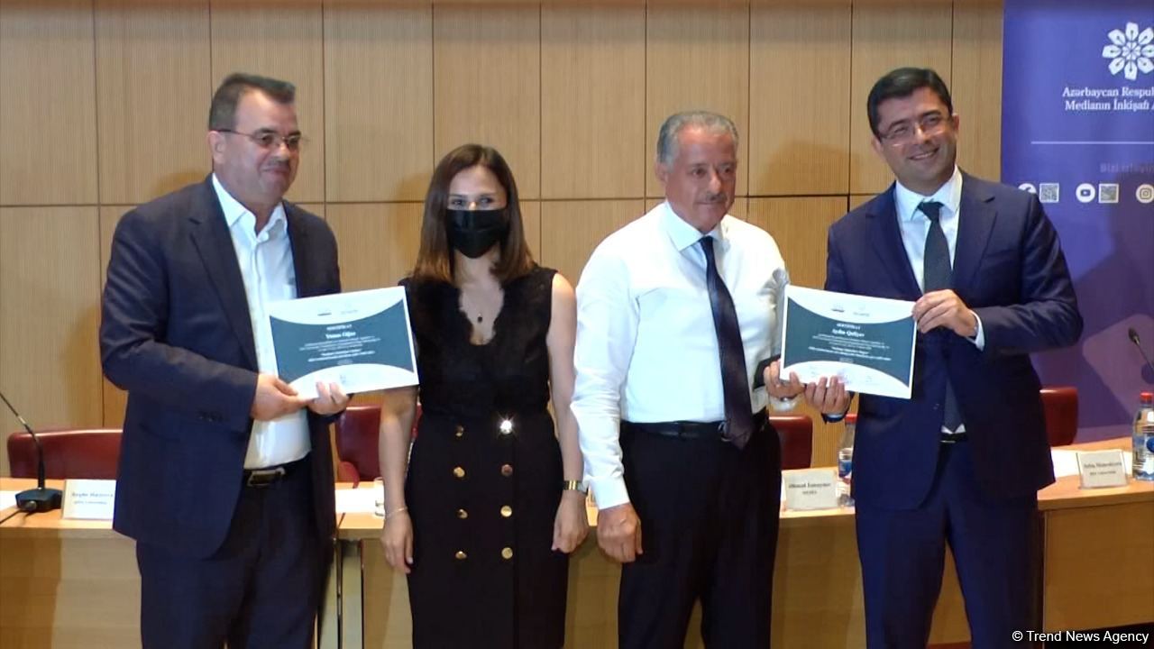 В Азербайджане завершился цикл семинаров на тему «На пути к реформам в медиа» (ФОТО/ВИДЕО)