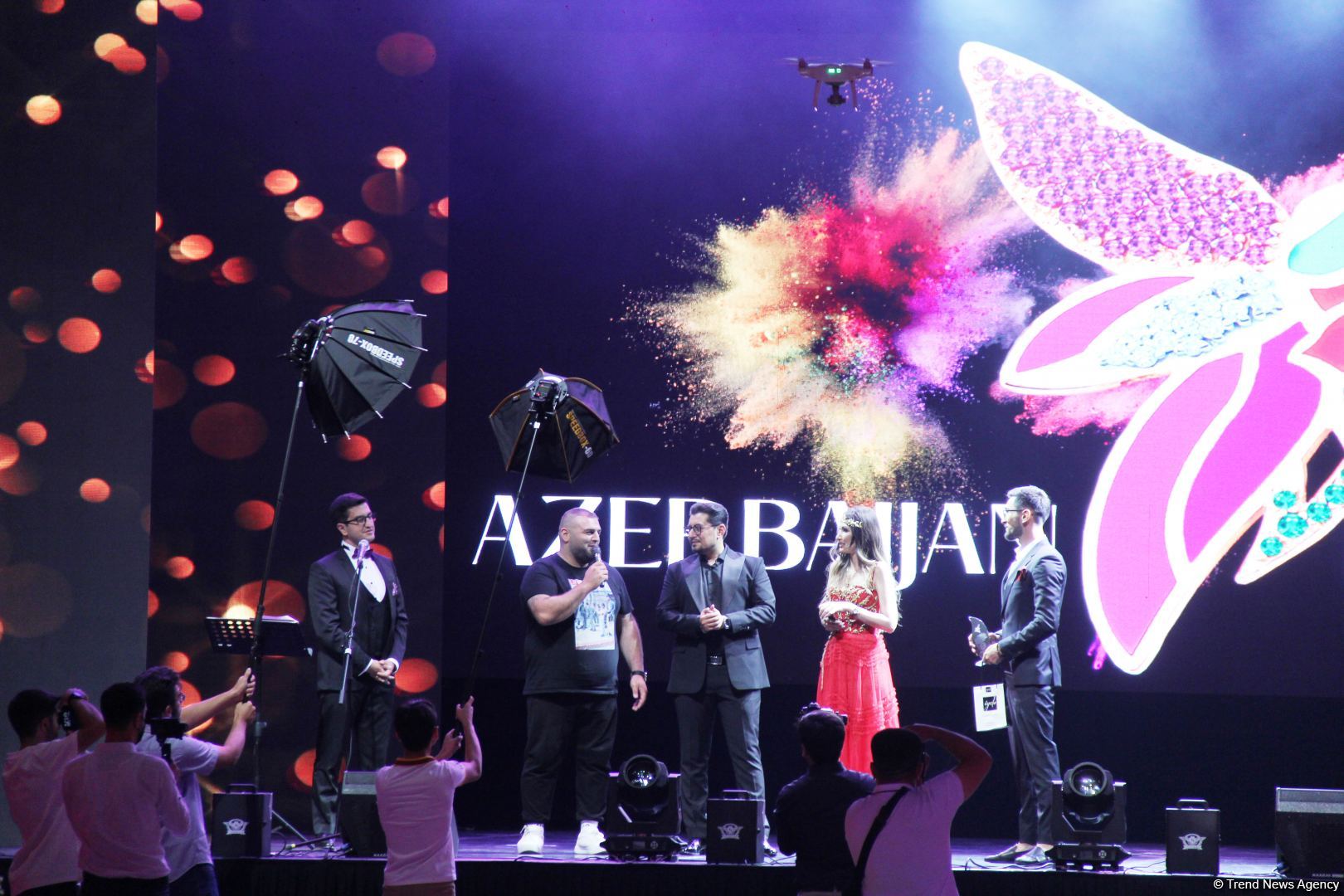 В Баку прошла торжественная церемония награждения премии "Харыбюльбюль" (ФОТО)