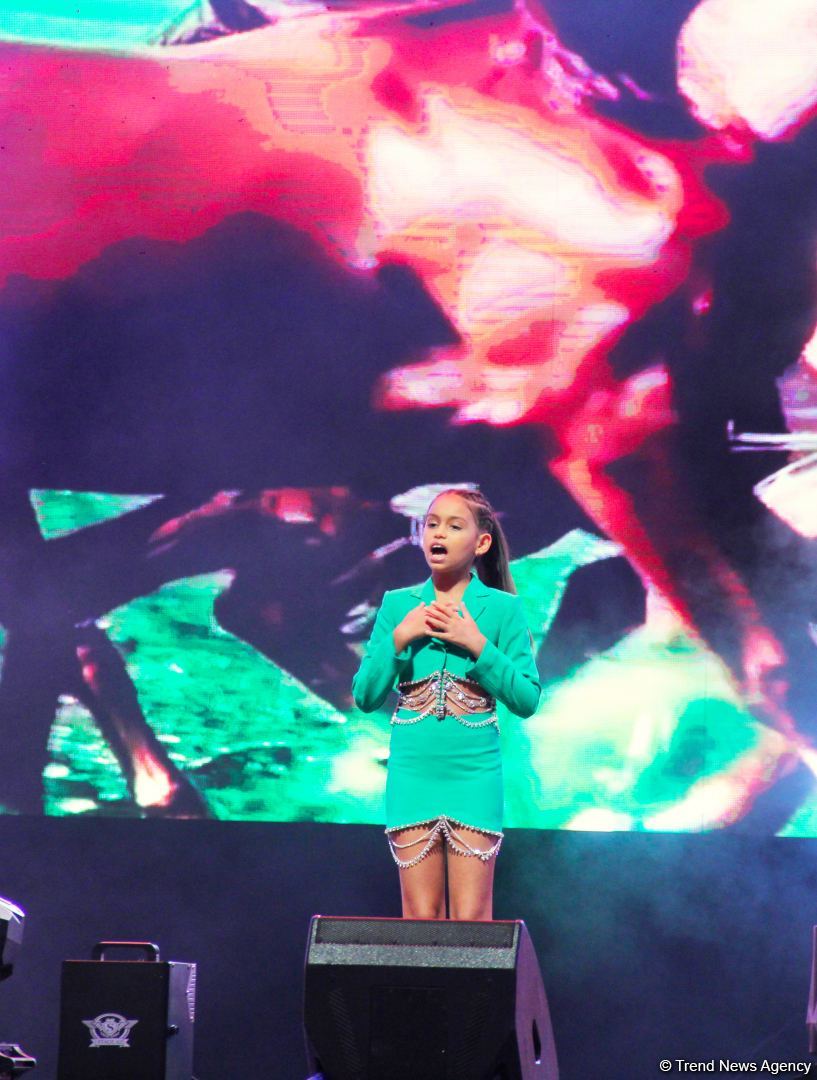 В Баку прошла торжественная церемония награждения премии "Харыбюльбюль" (ФОТО)