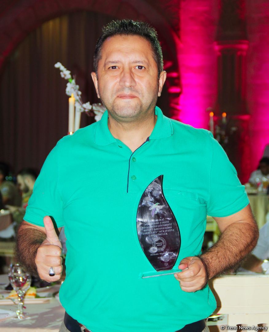 В Баку прошла торжественная церемония награждения премии "Харыбюльбюль" (ФОТО)