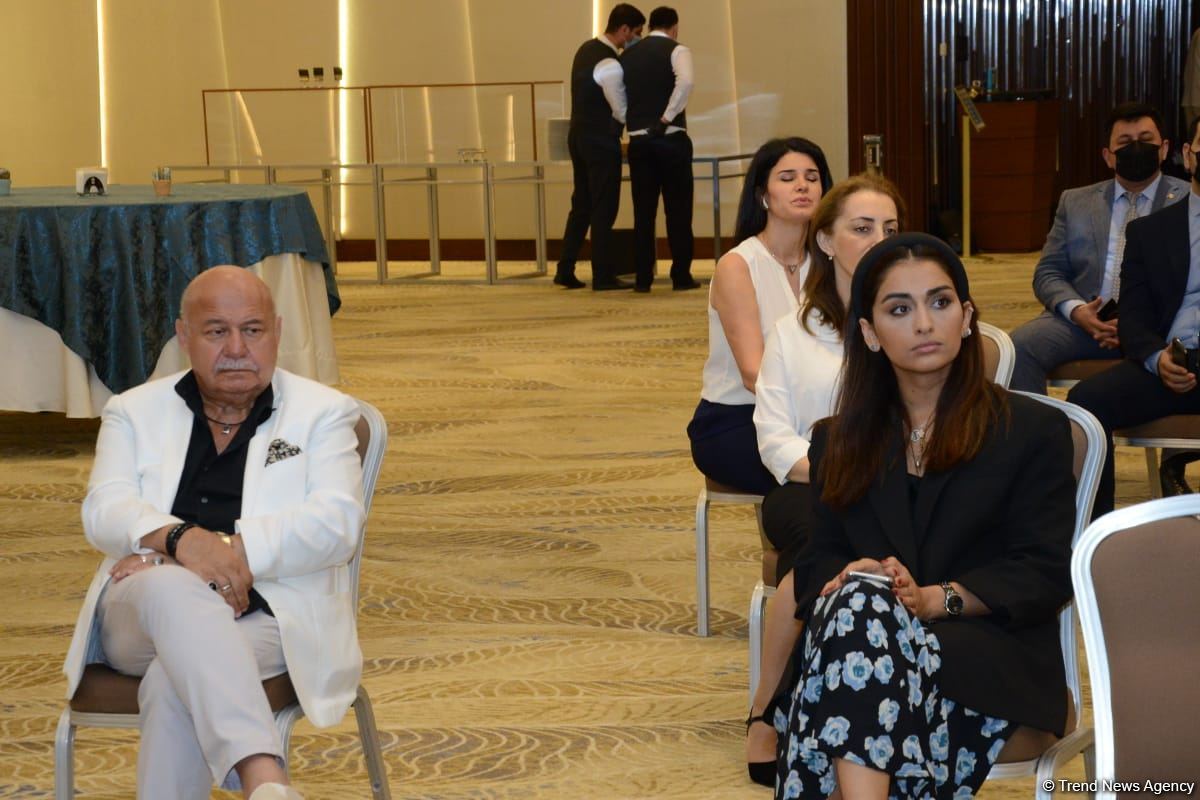 Состоялась презентация книг «Салам, Азербайджан!» и «Шеки – Магия красоты» (ФОТО)