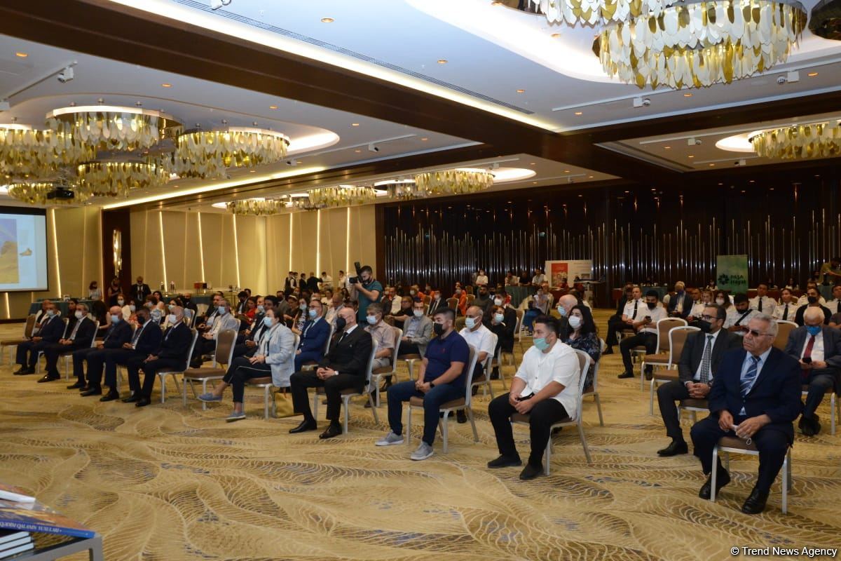 Состоялась презентация книг «Салам, Азербайджан!» и «Шеки – Магия красоты» (ФОТО)