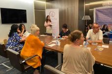 Тяжелая исповедь наркомана от азербайджанской писательницы с мистическими способностями (ФОТО)