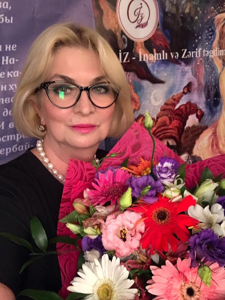 Тяжелая исповедь наркомана от азербайджанской писательницы с мистическими способностями (ФОТО)