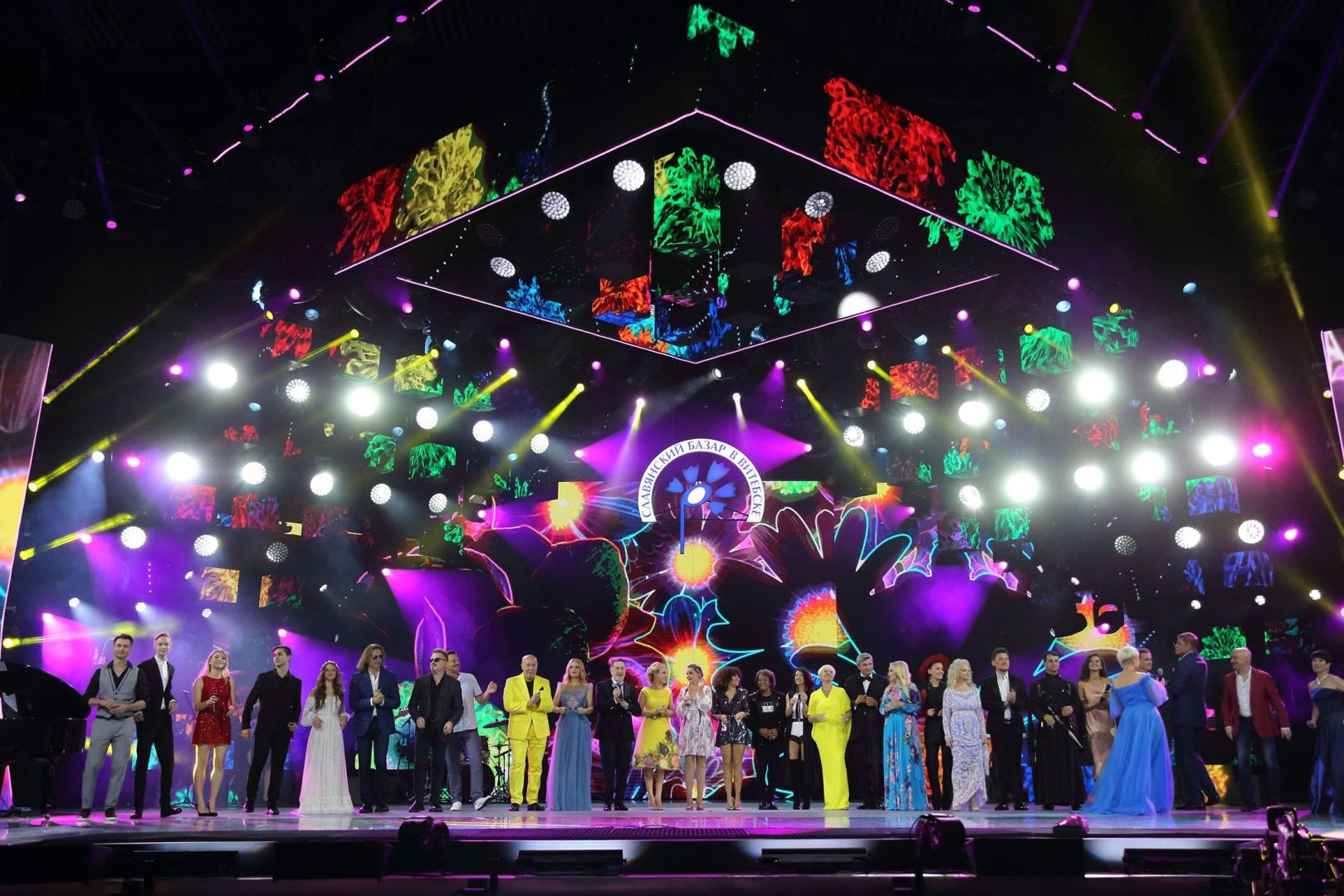 Цветок харыбюльбюль  и Славянский базар. Представитель Азербайджана  будет закрывать конкурсные дни фестиваля  (ЭКСКЛЮЗИВ, ВИДЕО, ФОТО)