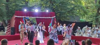 В Набране появилась "девушка без костей" (ВИДЕО, ФОТО)