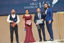 В Баку прошла церемония награждения премией Əkinçi ко Дню национальной прессы (ФОТО)