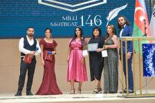 В Баку прошла церемония награждения премией Əkinçi ко Дню национальной прессы (ФОТО)