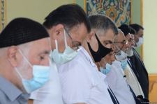 В мечетях Баку совершен праздничный намаз (ФОТО)