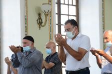 В мечетях Баку совершен праздничный намаз (ФОТО)