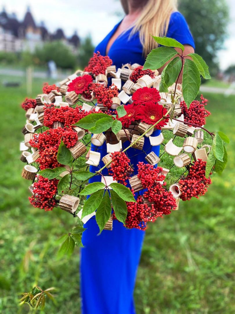 Цветочный шатер-зонтик азербайджанского флориста признан одним из лучших в России (ФОТО)