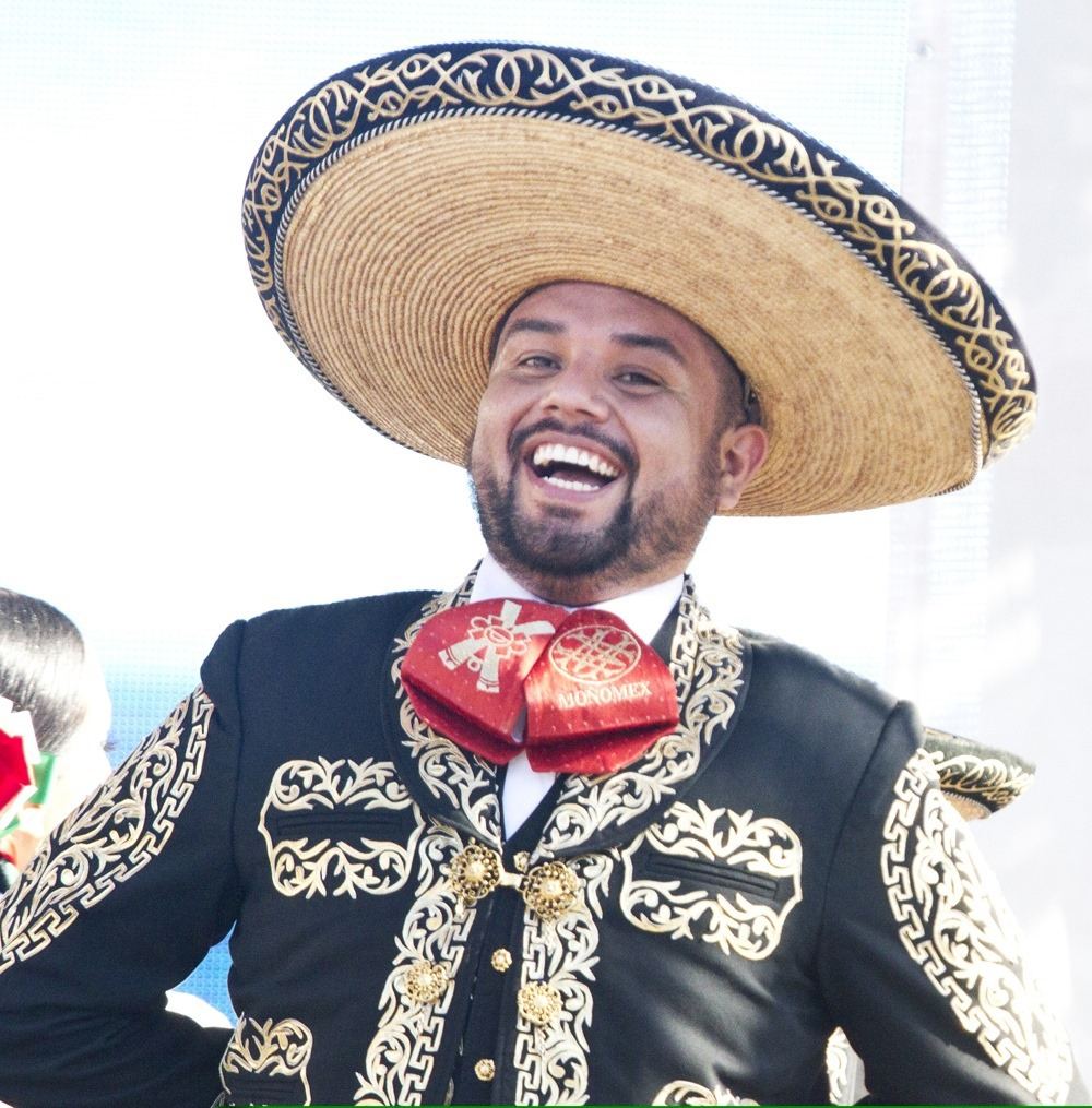 Два мировых рекорда в Башкортостане. Ансамбль "Ритм" с успехом представил Азербайджан на Всемирной фольклориаде (ВИДЕО,ФОТО)