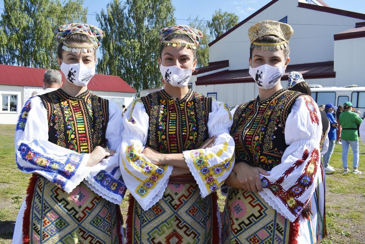 Два мировых рекорда в Башкортостане. Ансамбль "Ритм" с успехом представил Азербайджан на Всемирной фольклориаде (ВИДЕО,ФОТО)