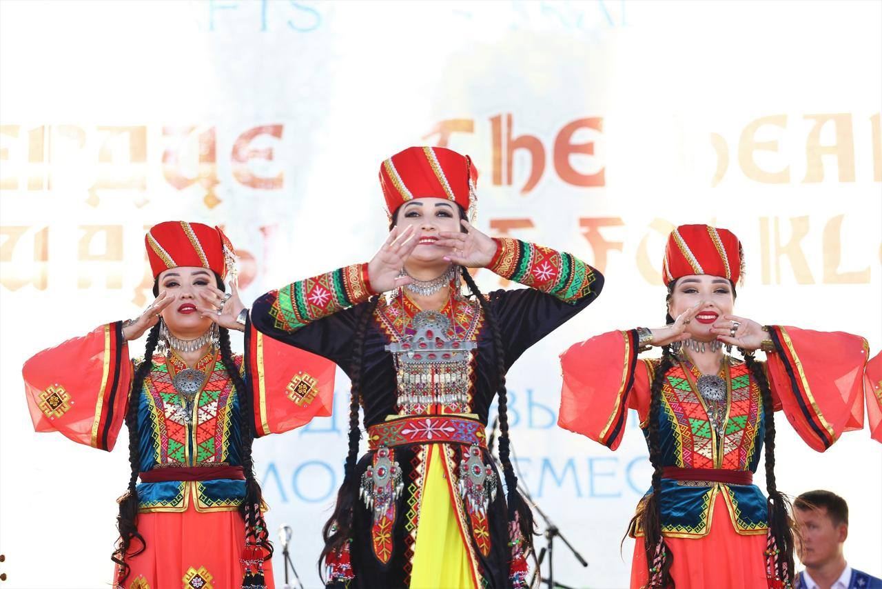 Два мировых рекорда в Башкортостане. Ансамбль "Ритм" с успехом представил Азербайджан на Всемирной фольклориаде (ВИДЕО,ФОТО)