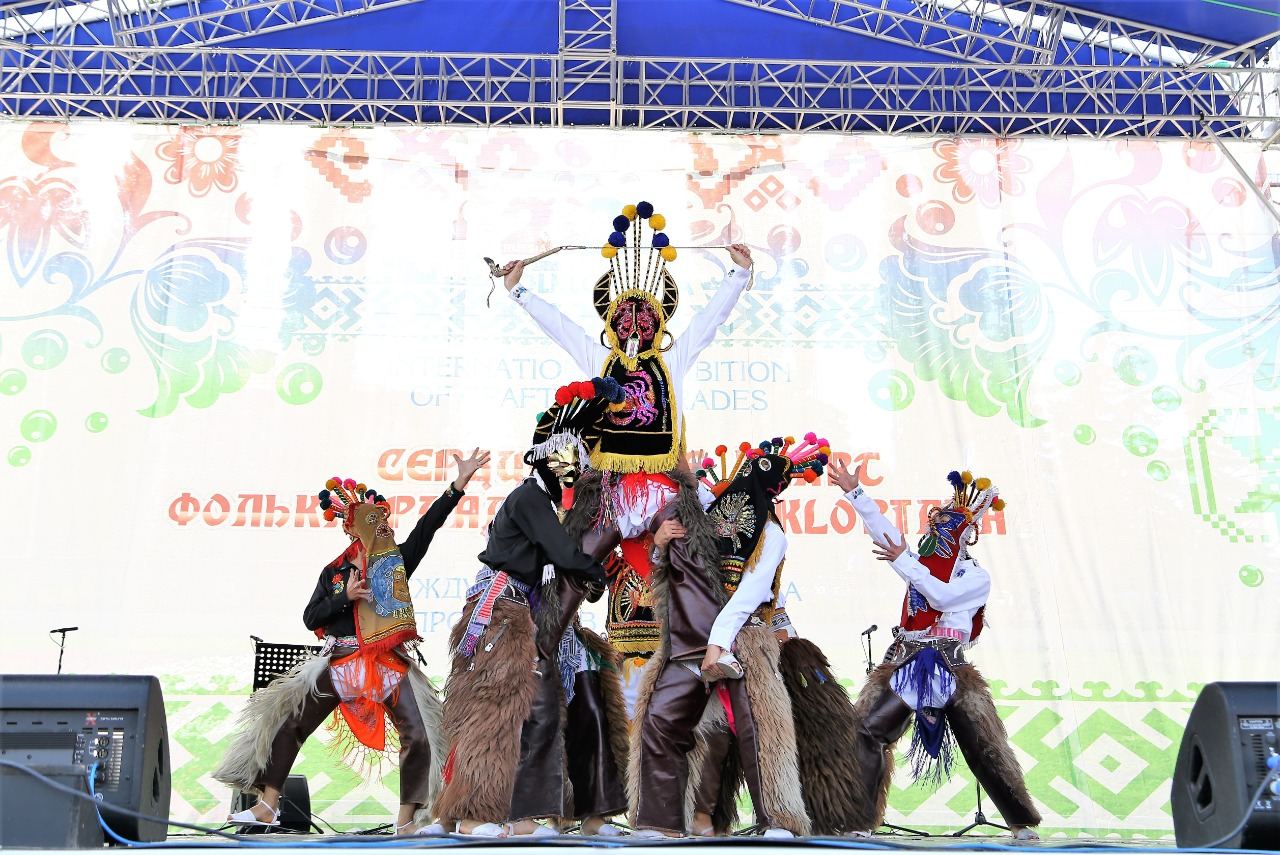 Два мировых рекорда в Башкортостане. Ансамбль "Ритм" с успехом представил Азербайджан на Всемирной фольклориаде (ВИДЕО,ФОТО)