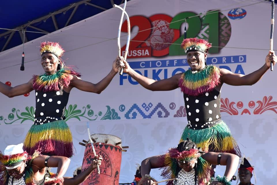 Два мировых рекорда в Башкортостане. Ансамбль "Ритм" с успехом представил Азербайджан на Всемирной фольклориаде (ВИДЕО,ФОТО)