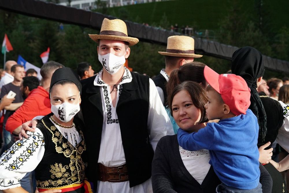 Два мировых рекорда в Башкортостане. Ансамбль "Ритм" с успехом представил Азербайджан на Всемирной фольклориаде (ВИДЕО,ФОТО)