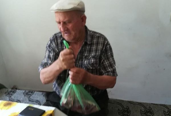 По инициативе депутата Севиль Микаиловой в Худате розданы праздничные подарки по случаю Гурбан байрамы (ФОТО)