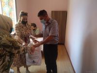 По инициативе депутата Севиль Микаиловой в Худате розданы праздничные подарки по случаю Гурбан байрамы (ФОТО)