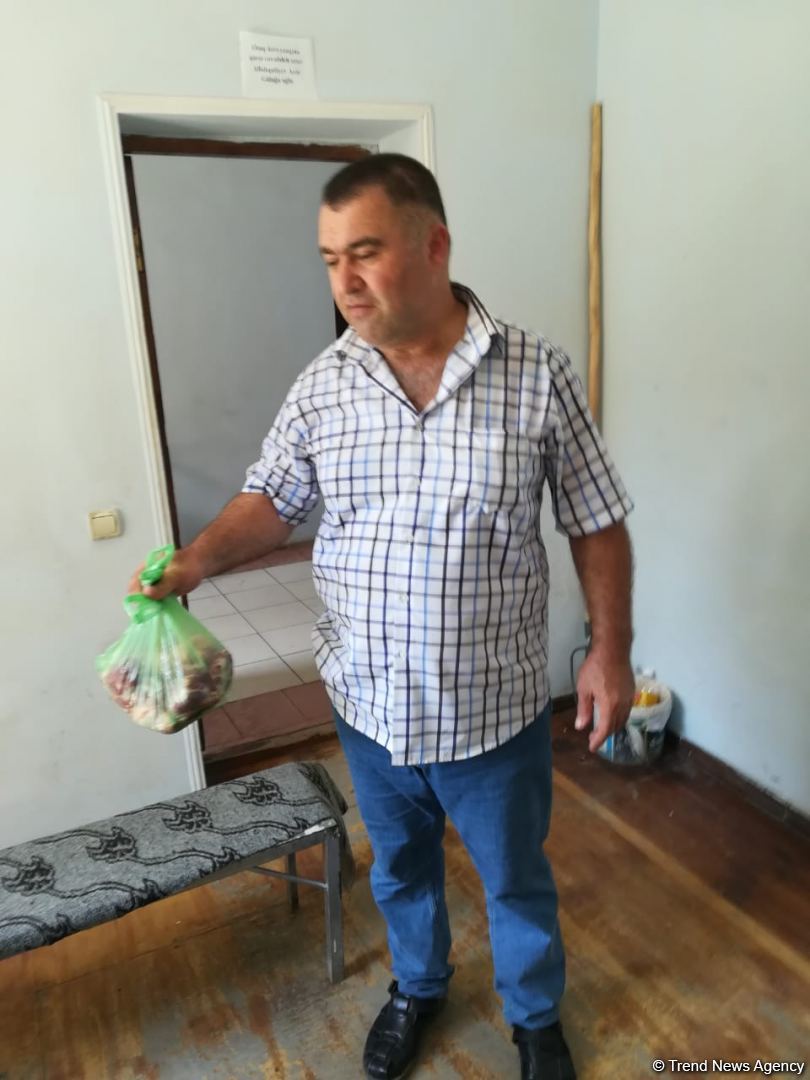 По инициативе депутата Севиль Микаиловой в Худате розданы праздничные подарки по случаю Гурбан байрамы (ФОТО)