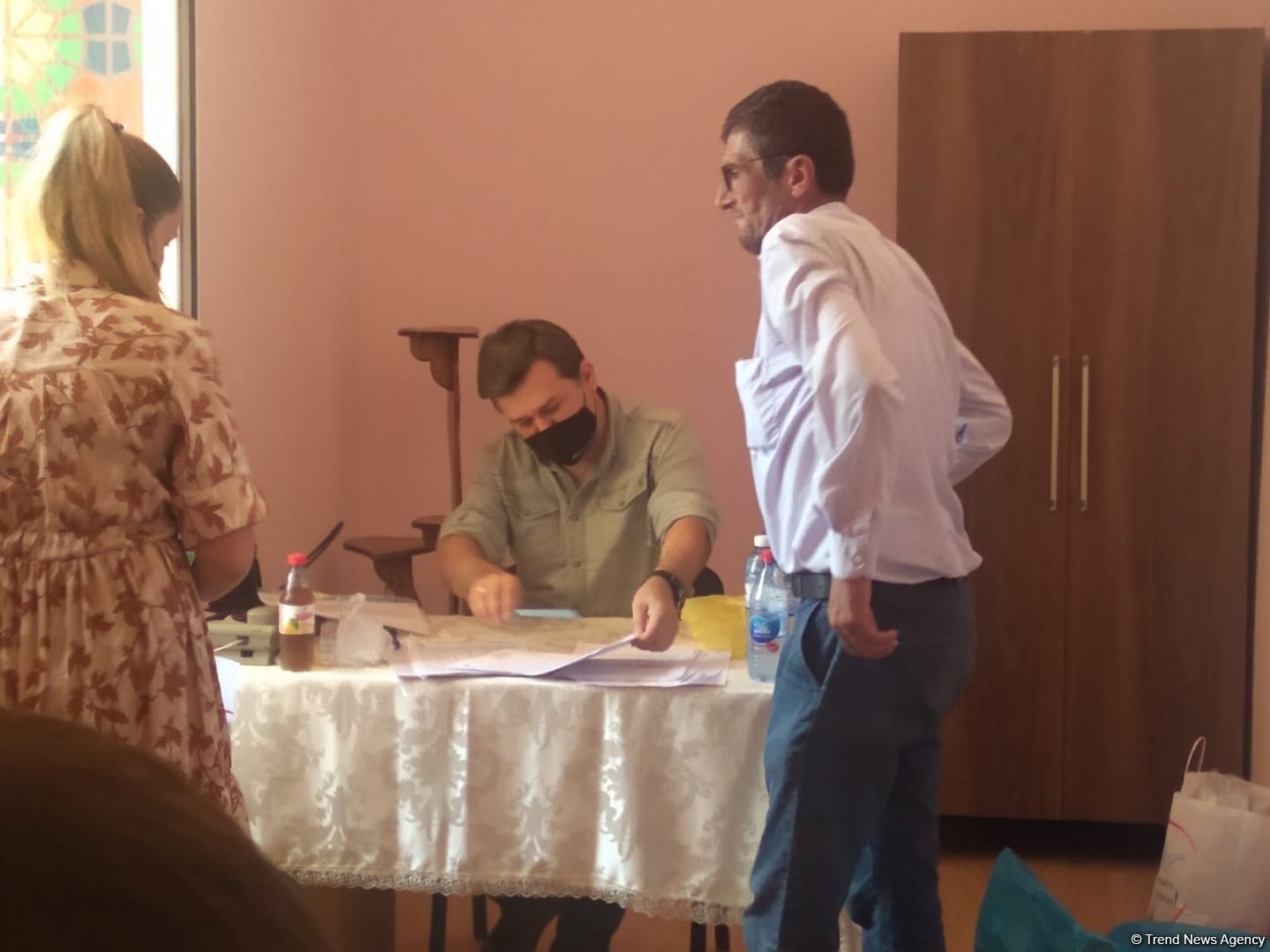 По инициативе депутата Севиль Микаиловой в Худате розданы праздничные подарки по случаю Гурбан байрамы (ФОТО)