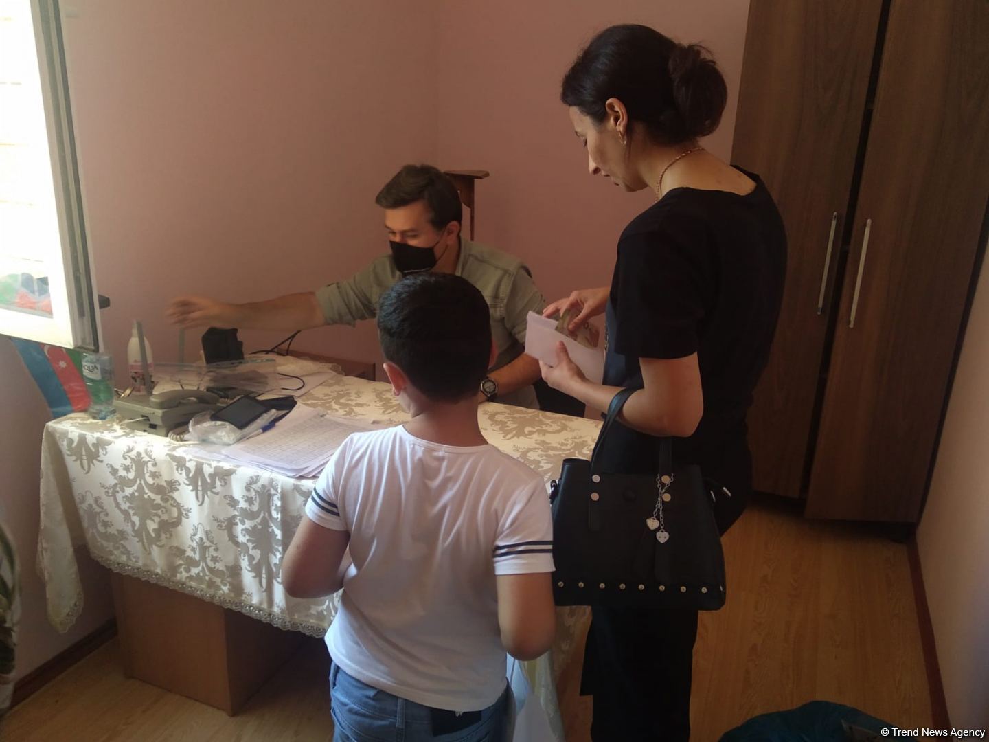 По инициативе депутата Севиль Микаиловой в Худате розданы праздничные подарки по случаю Гурбан байрамы (ФОТО)