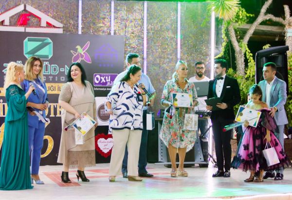 Аждар Зейналов в образе Гасан бека Зардаби. Церемония награждения артистов – друзей прессы (ВИДЕО, ФОТО)