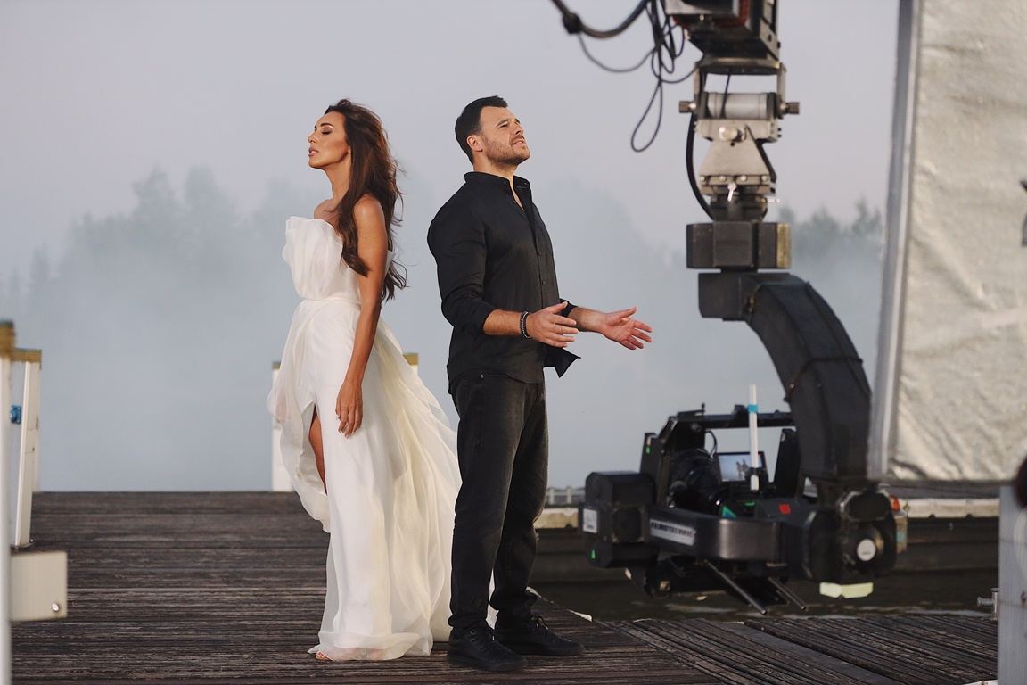 Все понятно без слов… Чёрно-белая история любви от EMINа и Алсу (ВИДЕО/ФОТО)